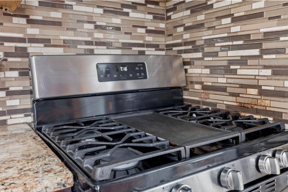 Luxury 8 Bedroom House, Steps To Tropicana, Beach And Boardwalk! Atlantic City Extérieur photo